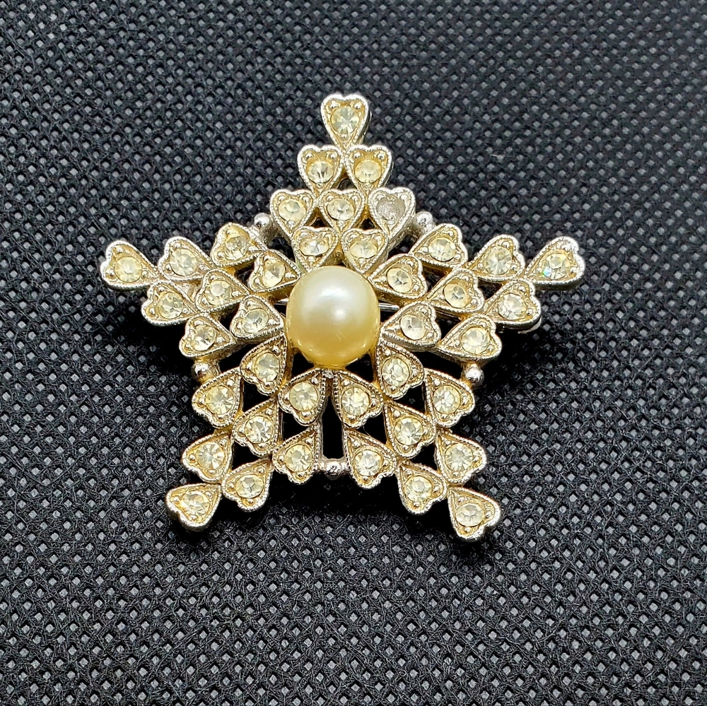 Vintage Brooch